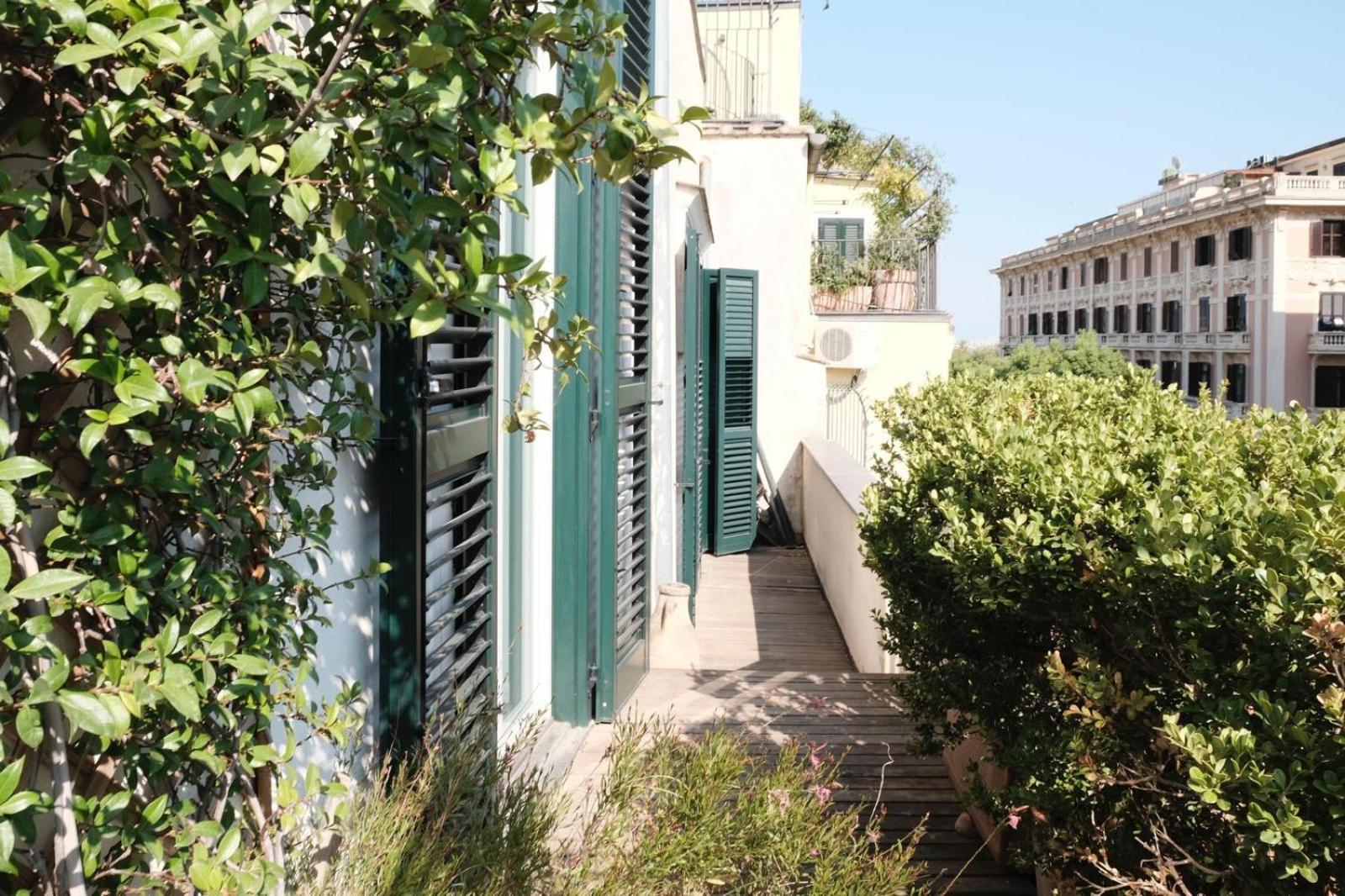 Casa Maria In Centro Storico Hotel Salerno Exterior photo